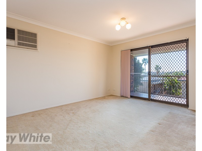 4/284 Cavendish Road, Coorparoo QLD 4151