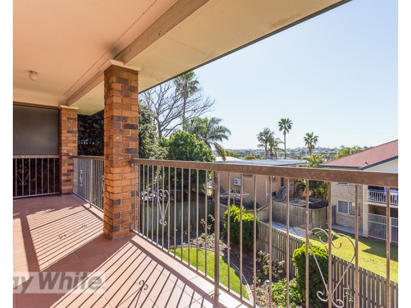4/284 Cavendish Road, Coorparoo QLD 4151