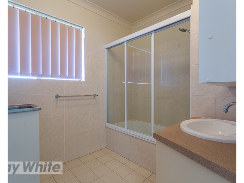 4/284 Cavendish Road, Coorparoo QLD 4151