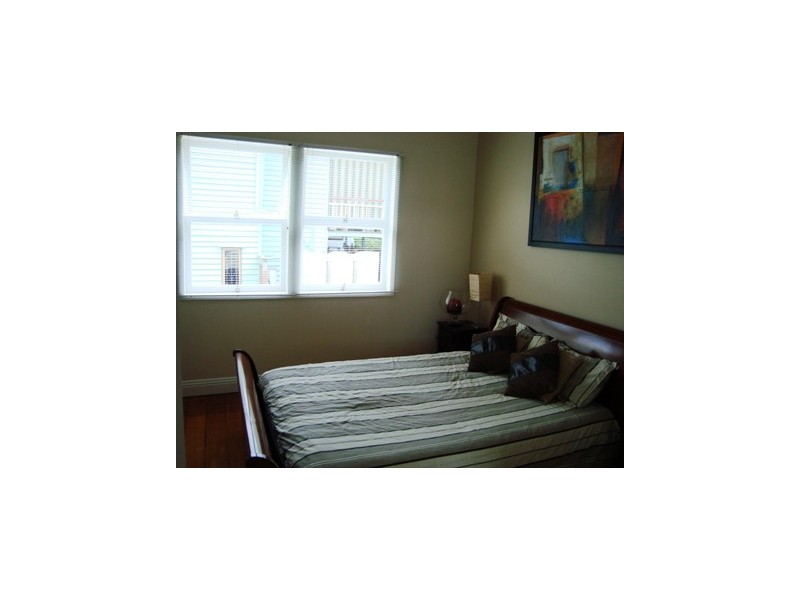 64 Shire Street, Coorparoo QLD 4151