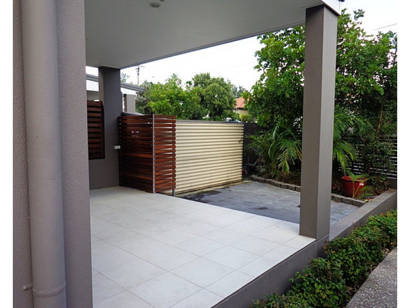 1/52 Helles Street, Moorooka QLD 4105