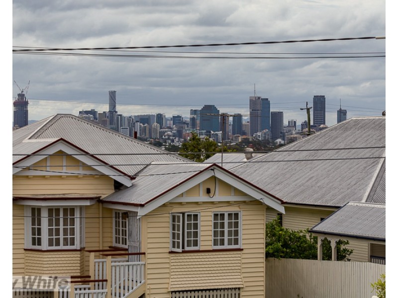 22 Martha Street, Camp Hill QLD 4152