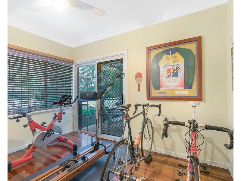 34 Canopus Street, Coorparoo QLD 4151