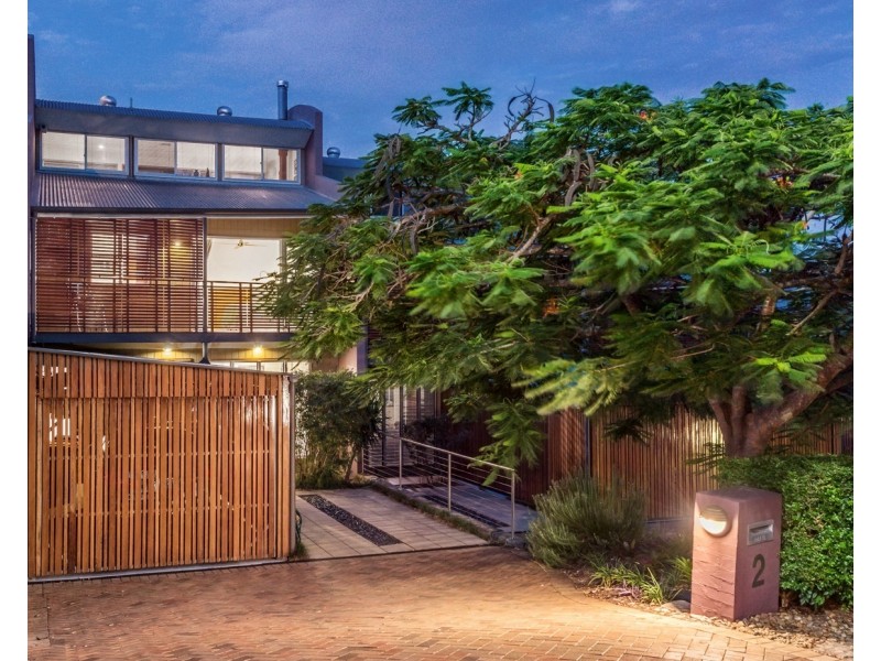 2/1 Norfolk Street, Coorparoo QLD 4151