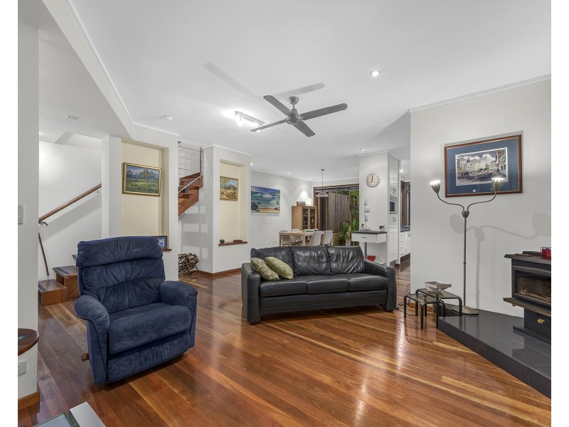 2/1 Norfolk Street, Coorparoo QLD 4151