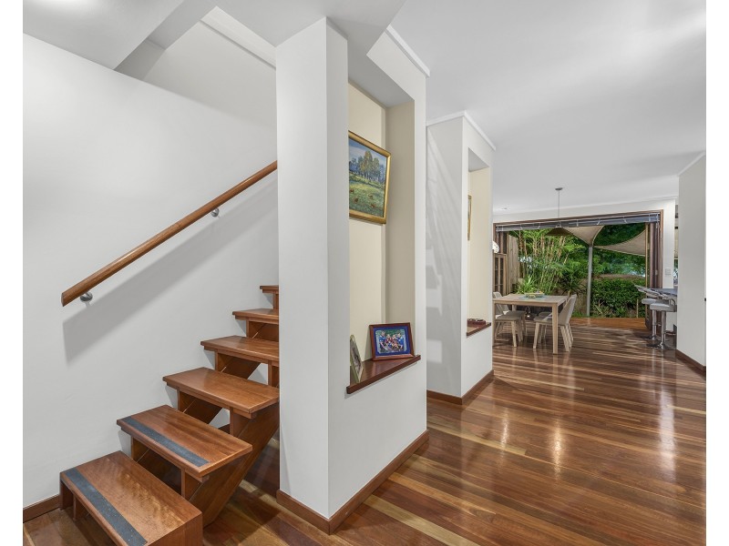 2/1 Norfolk Street, Coorparoo QLD 4151