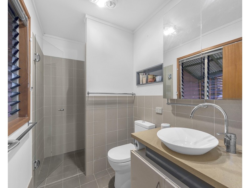 2/1 Norfolk Street, Coorparoo QLD 4151