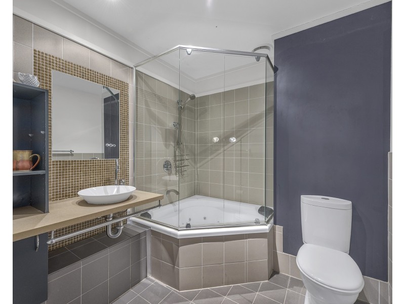 2/1 Norfolk Street, Coorparoo QLD 4151