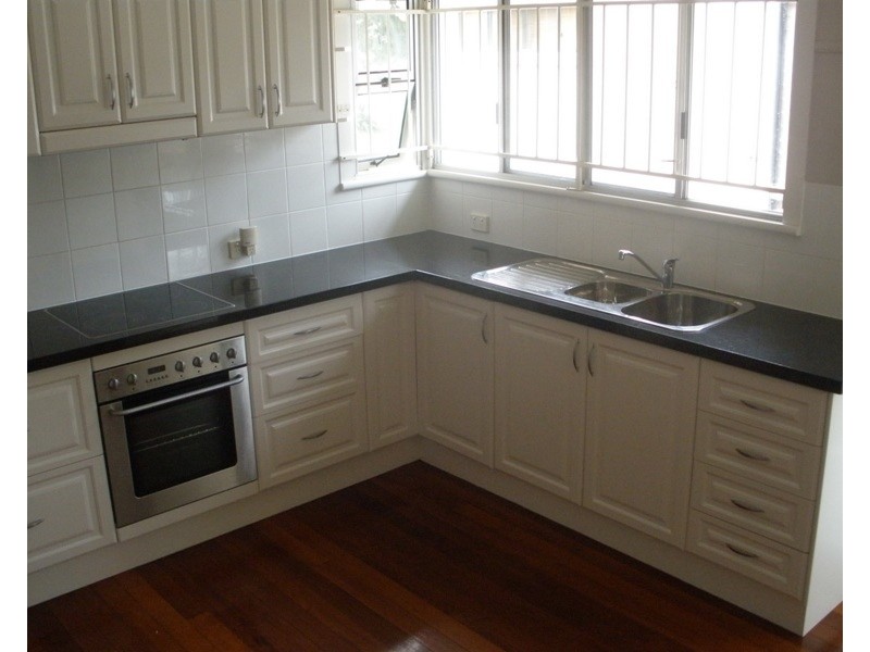 29 Noble Street, Camp Hill QLD 4152