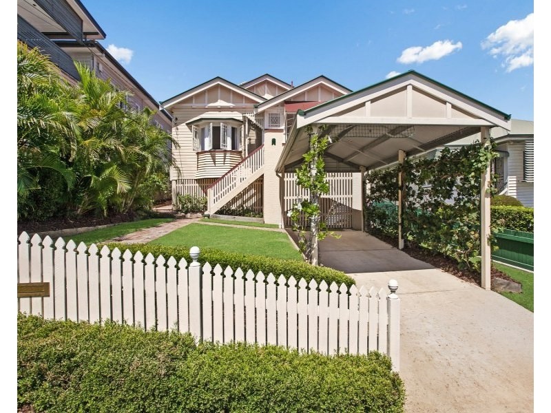 10 Stodart Street, Coorparoo QLD 4151