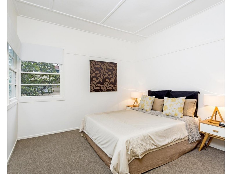 228 Chatsworth Road, Coorparoo QLD 4151