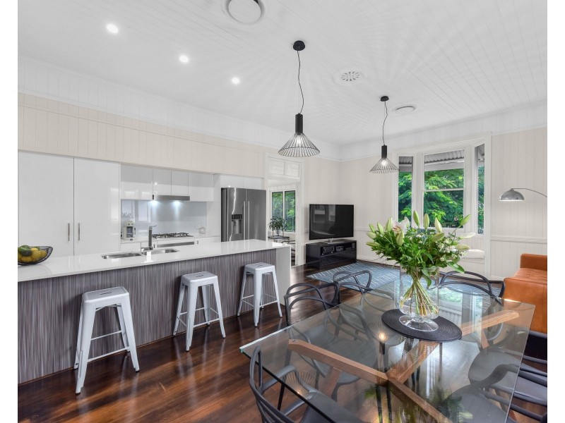 1/49 Hawthorne Road, Hawthorne QLD 4171