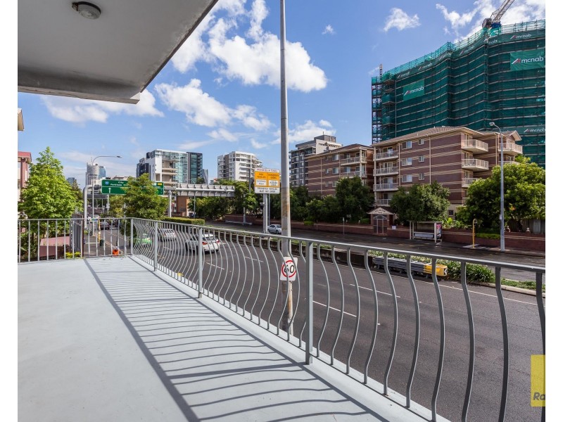 1/285 Shafston Avenue, Kangaroo Point QLD 4169