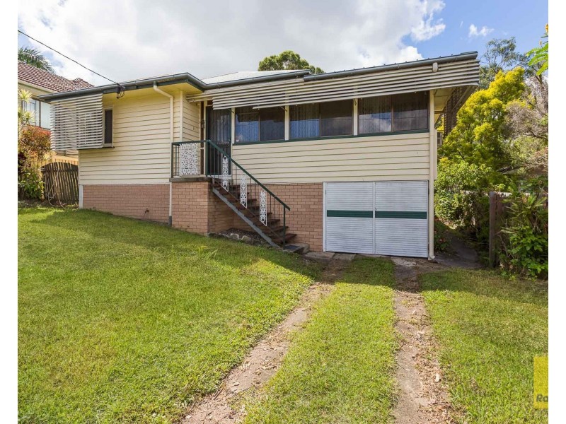 74 Imperial Avenue, Cannon Hill QLD 4170