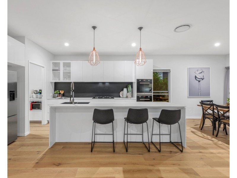 44 Pampling Street, Camp Hill QLD 4152