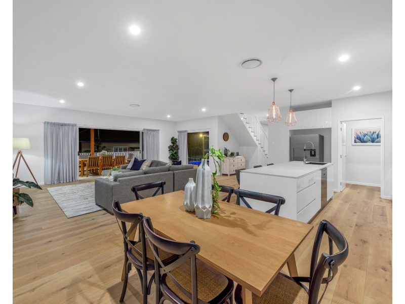 44 Pampling Street, Camp Hill QLD 4152