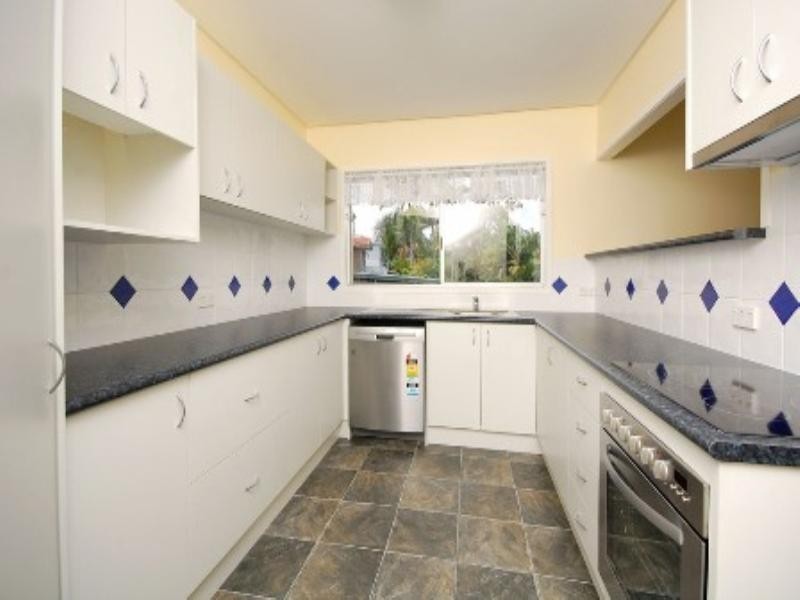 559 Cavendish Road, Coorparoo QLD 4151