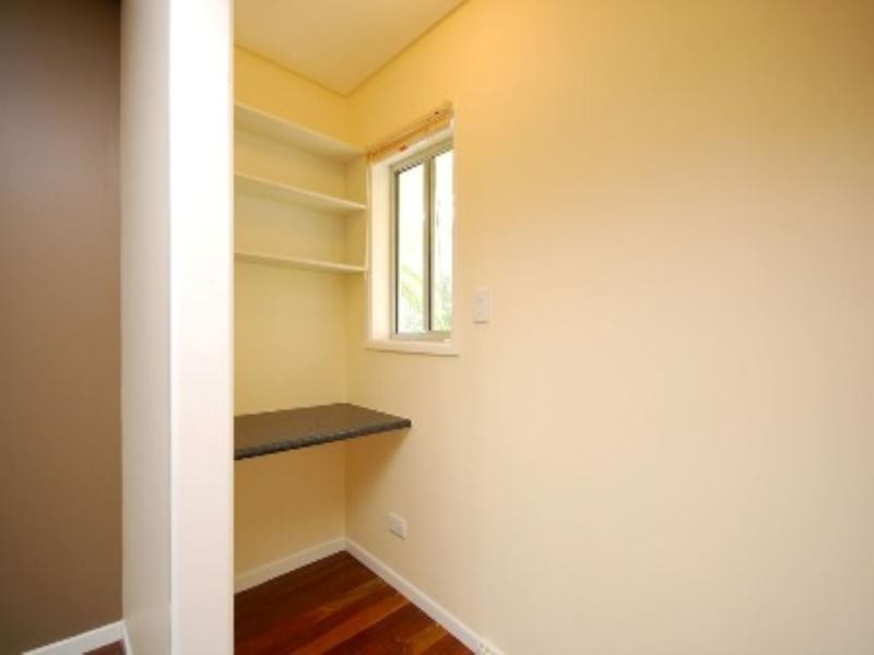 559 Cavendish Road, Coorparoo QLD 4151