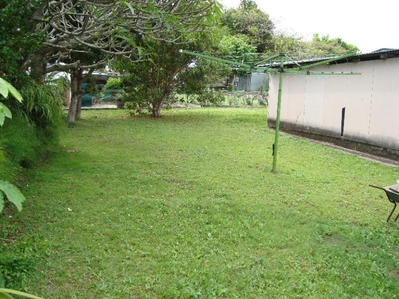 17 Captain Street, Holland Park West QLD 4121