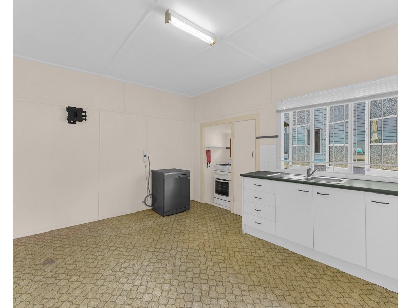 46 Pampling Street, Camp Hill QLD 4152