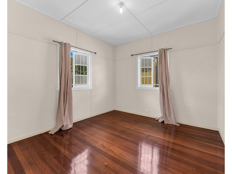 46 Pampling Street, Camp Hill QLD 4152