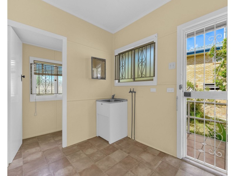 539 Cavendish Road, Coorparoo QLD 4151