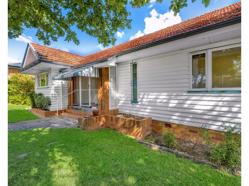 539 Cavendish Road, Coorparoo QLD 4151