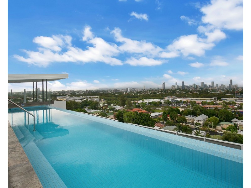 2102/123 Cavendish Road, Coorparoo QLD 4151