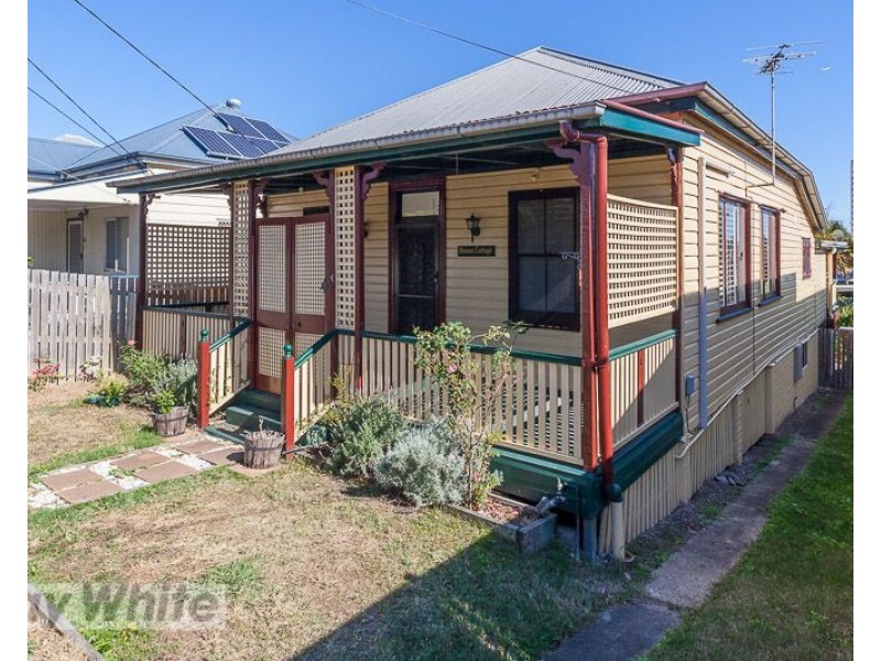 8 Elfin Street, East Brisbane QLD 4169