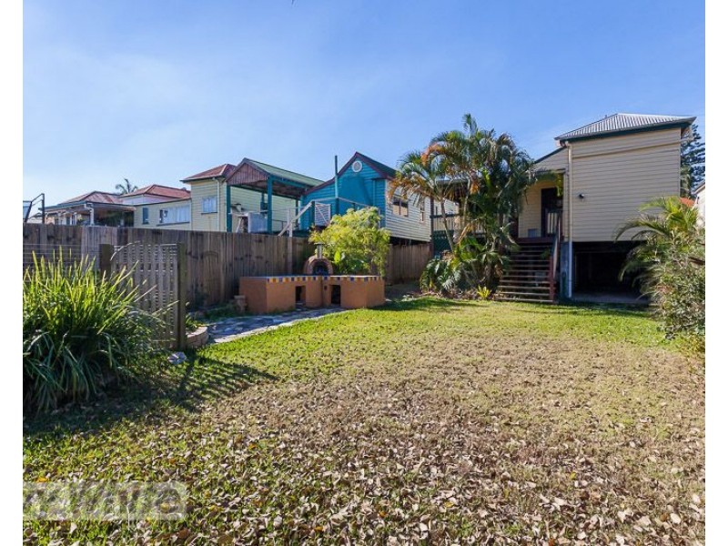 8 Elfin Street, East Brisbane QLD 4169