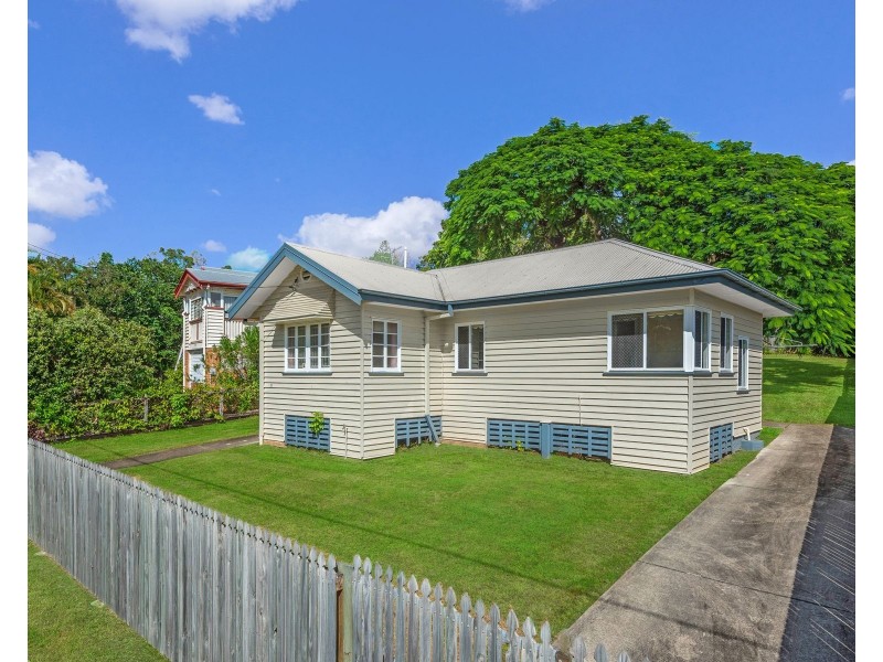 23 Eric Crescent, Annerley QLD 4103