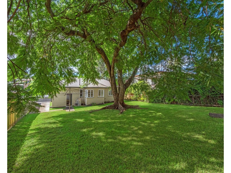 23 Eric Crescent, Annerley QLD 4103