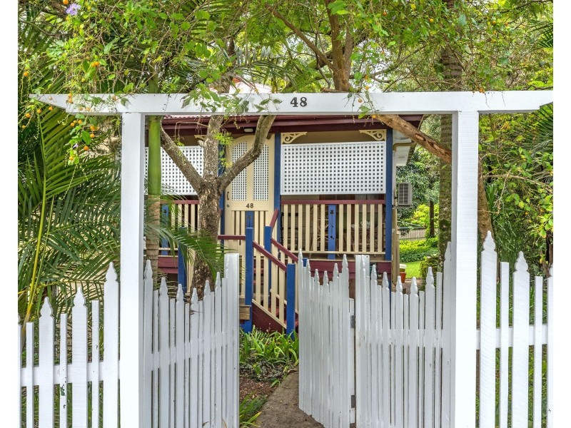 48 Greens Road, Coorparoo QLD 4151