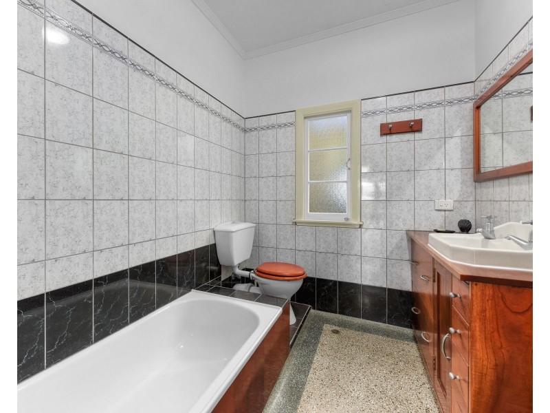 48 Greens Road, Coorparoo QLD 4151