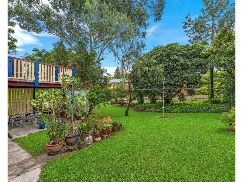 48 Greens Road, Coorparoo QLD 4151