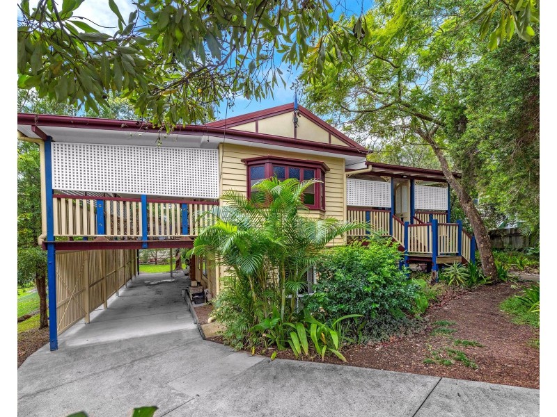48 Greens Road, Coorparoo QLD 4151