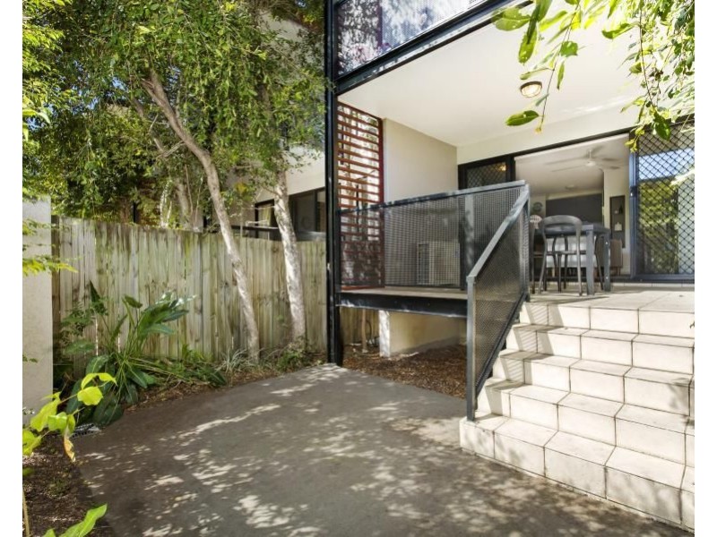 35/15 Kitchener Street, Coorparoo QLD 4151