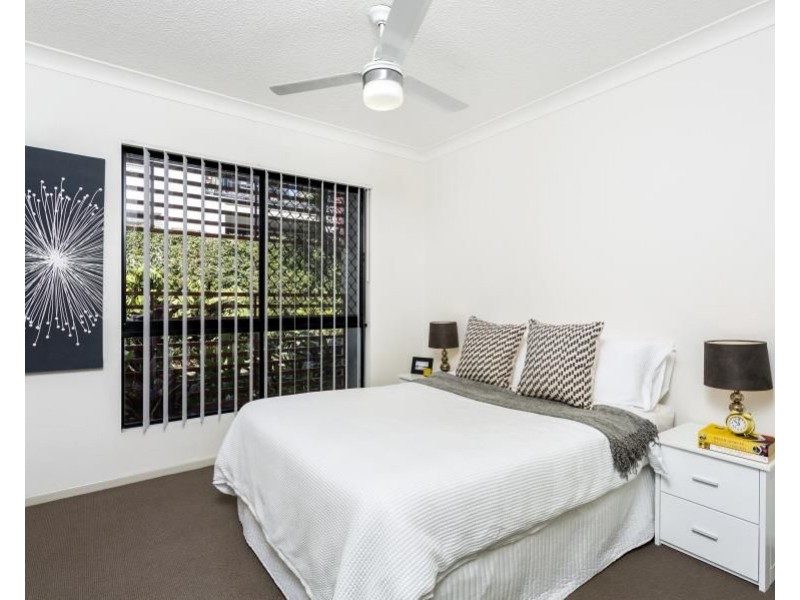 35/15 Kitchener Street, Coorparoo QLD 4151