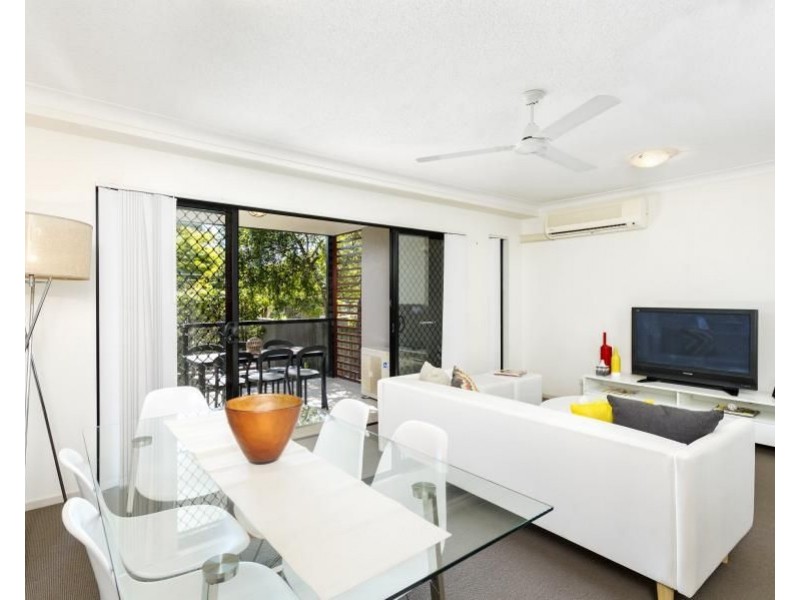 35/15 Kitchener Street, Coorparoo QLD 4151