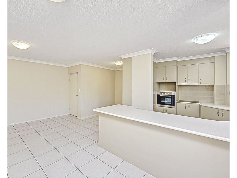 3/304 Cavendish Road, Coorparoo QLD 4151