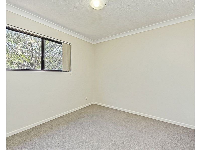 3/304 Cavendish Road, Coorparoo QLD 4151
