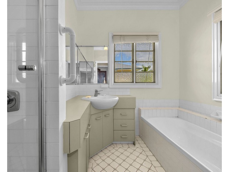 73 Bundah Street, Camp Hill QLD 4152