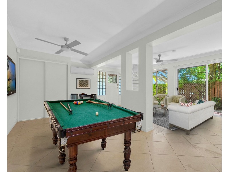 172 Messines Ridge Road, Holland Park West QLD 4121