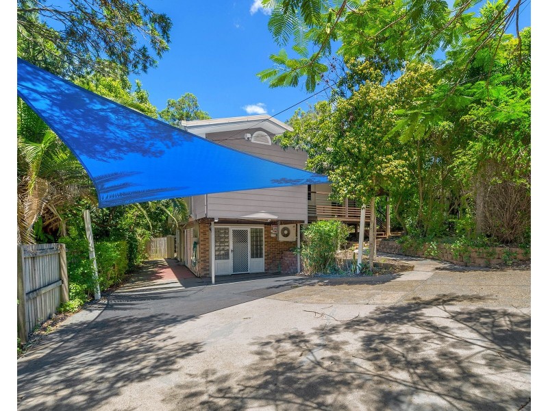 172 Messines Ridge Road, Holland Park West QLD 4121