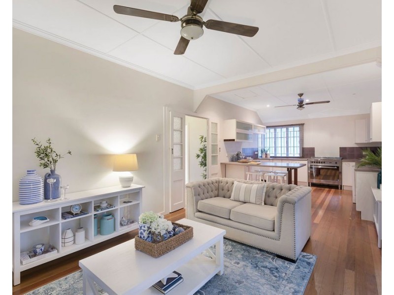 30 Clearview Terrace, Seven Hills QLD 4170