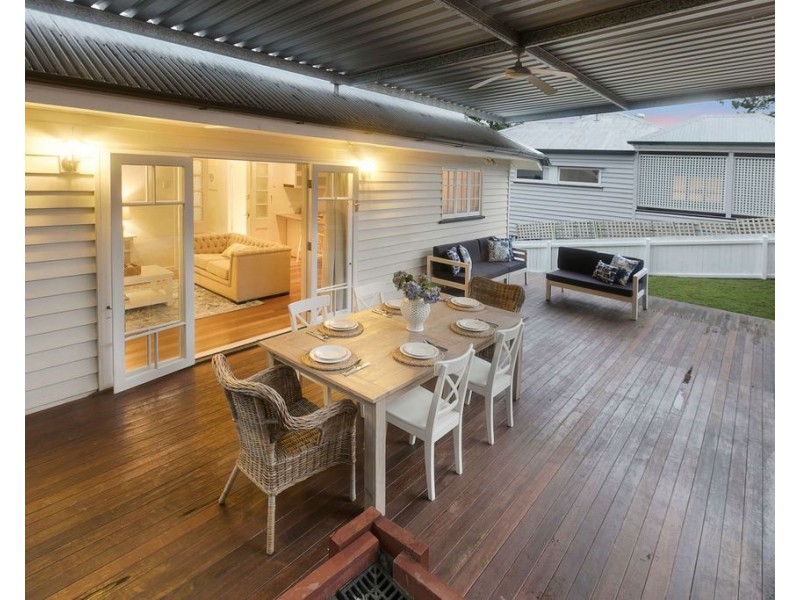 30 Clearview Terrace, Seven Hills QLD 4170