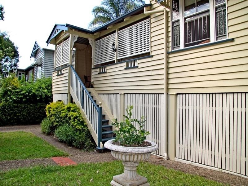 46 Macaulay Street, Coorparoo QLD 4151