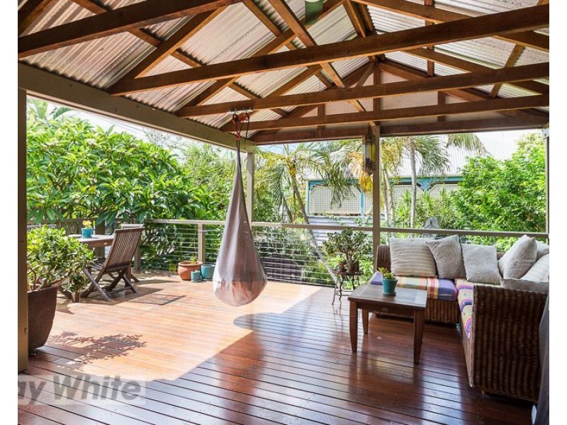 25 Deshon Street, Woolloongabba QLD 4102