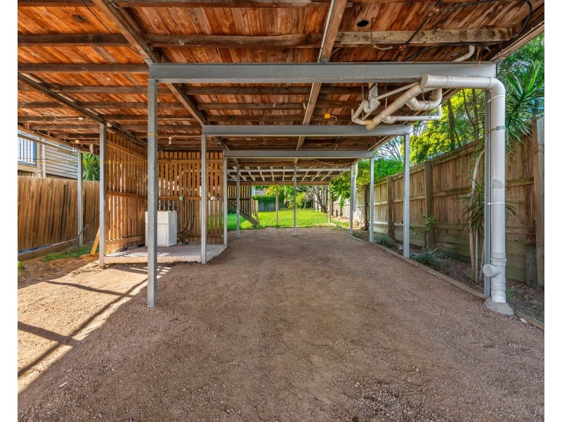 20 Herbert Street, Camp Hill QLD 4152