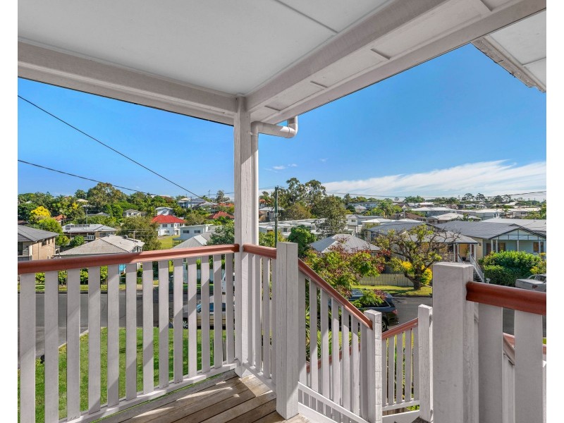 20 Herbert Street, Camp Hill QLD 4152